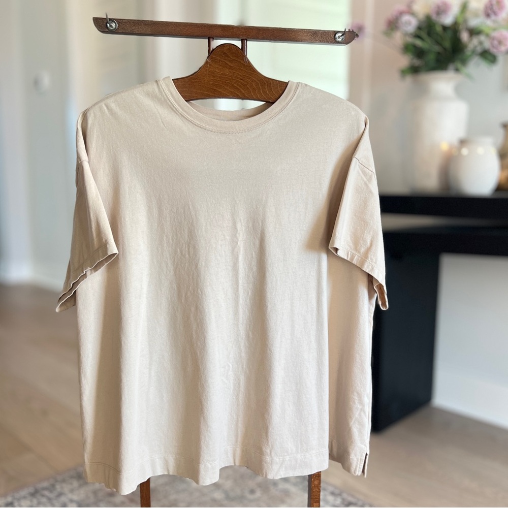 Old Navy cream Tee 3X plus sz.